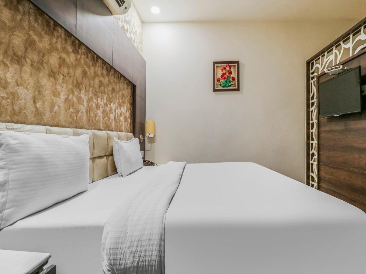Oyo 1977 Hotel Grand Galaxy Amritsar Exterior foto